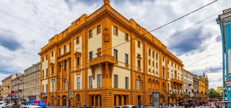 Начинаем цикл постов, посвященных Дню полного освобождения Ленинграда от фашистской блокады